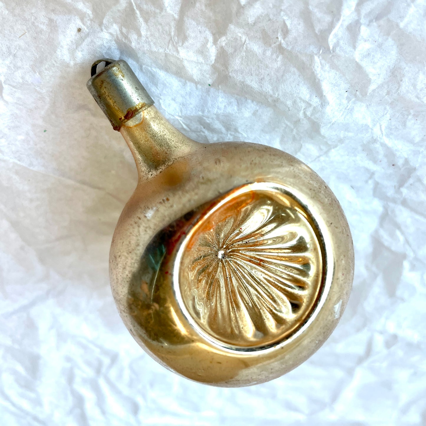 Vintage concave bauble