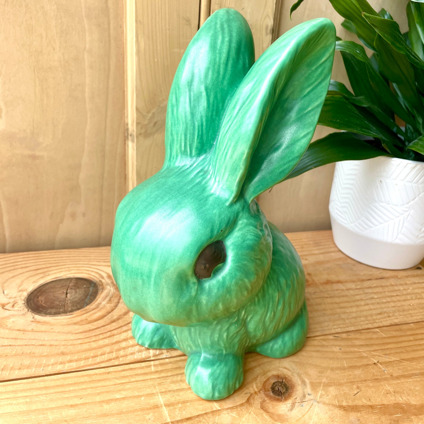 XL Sylvac Green Bunny model 1028