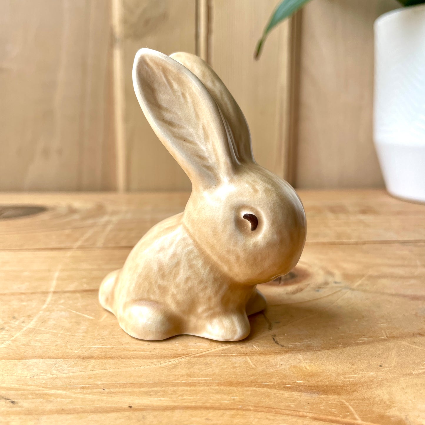 Rare Small Sylvac Bunny model 1366