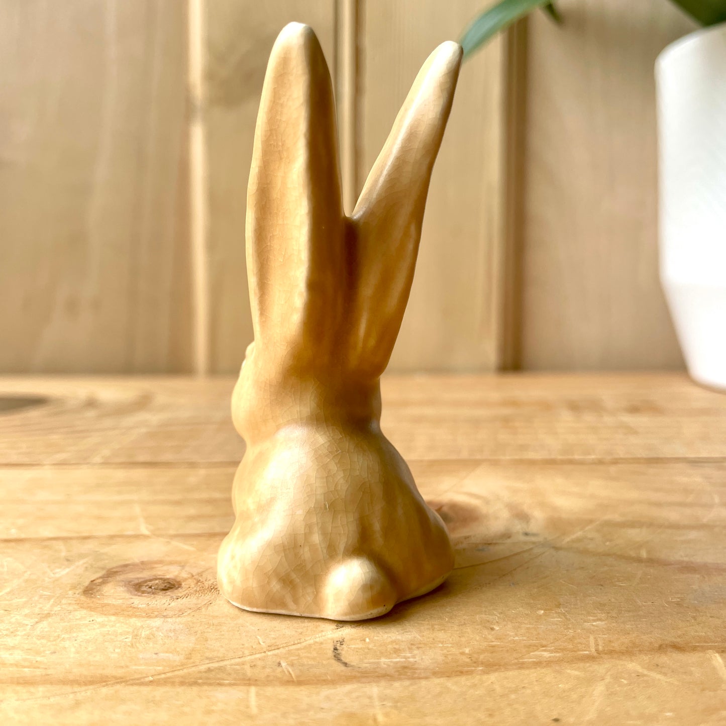 Sylvac Long Eared Rabbit Harry Hare model 1265