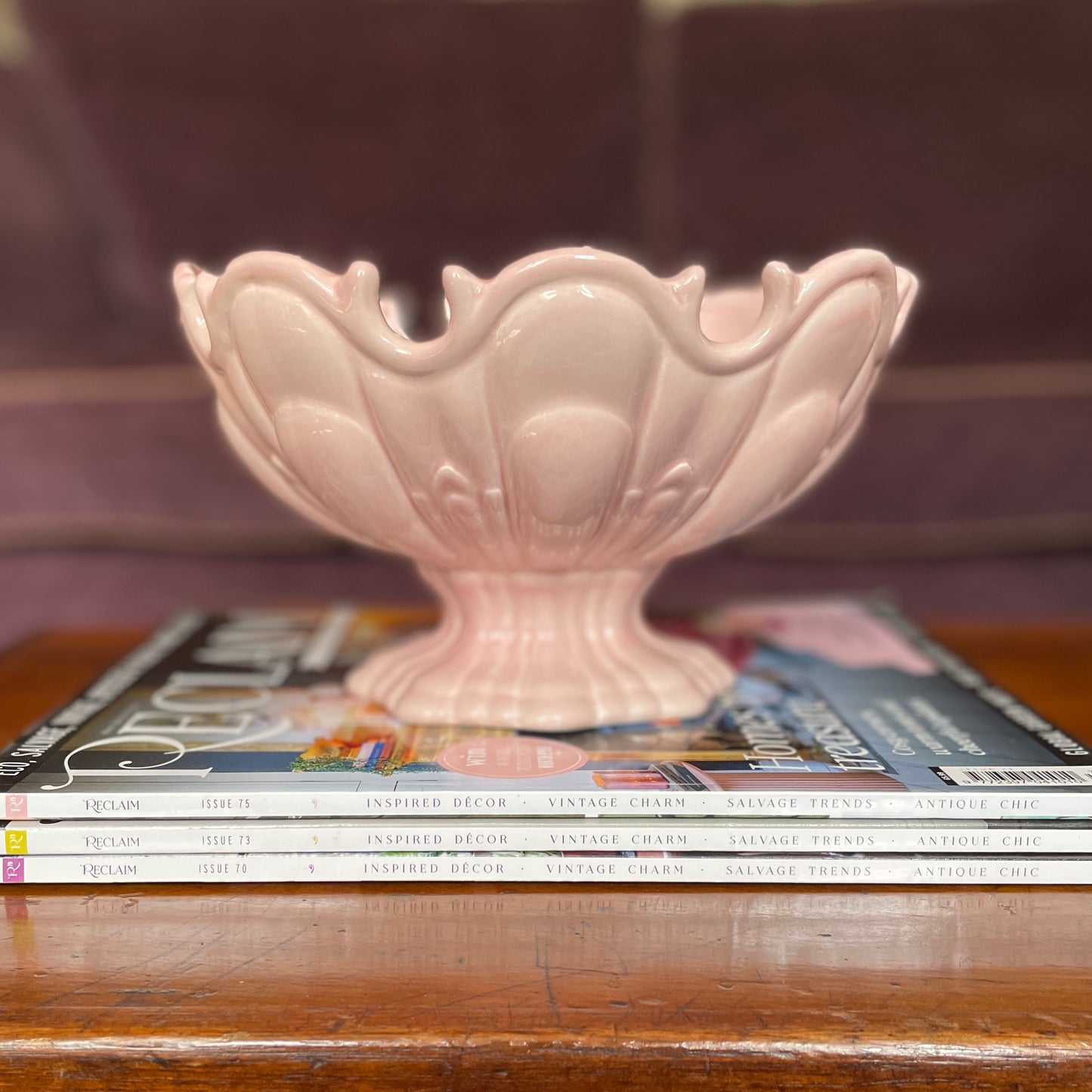 Footed centrepiece bowl