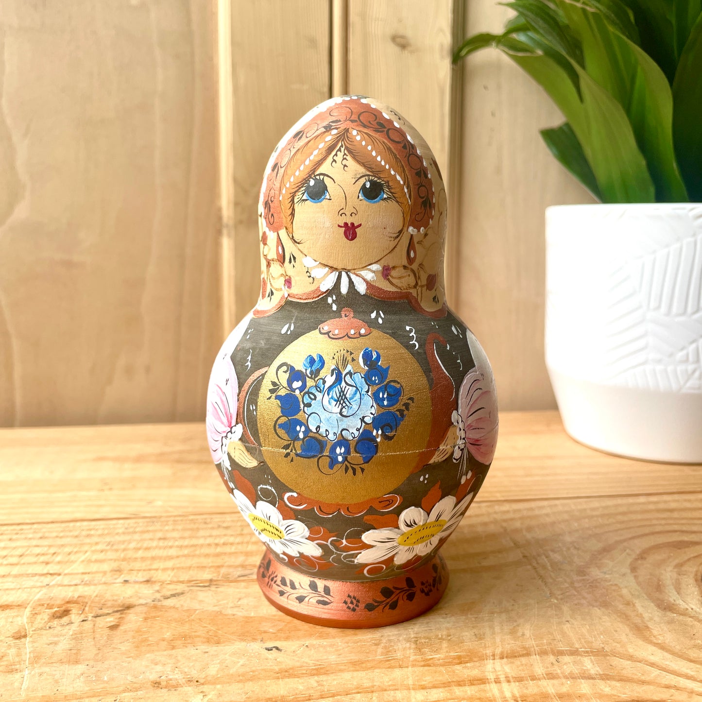 Vintage Matryoshka Nesting Dolls - Set of 10