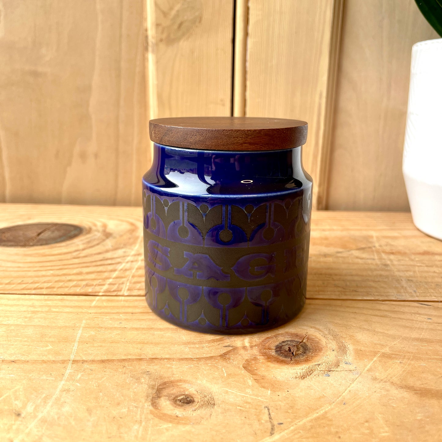 Hornsea Blue Heirloom tableware